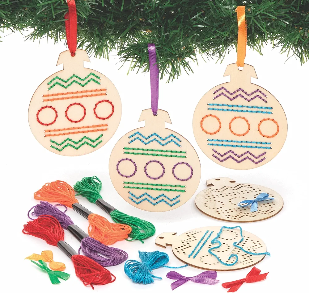 Baker Ross FC175 Christmas Bauble Wooden Threading Decorations - Pack of 5, Introduction to Threading for Beginners, Educational Crafts for Kids, Ideal Christmas Arts and Crafts Project